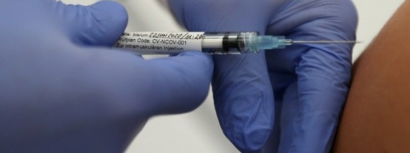 Covid-19: rgo de sade dos EUA anuncia vacina at novembro