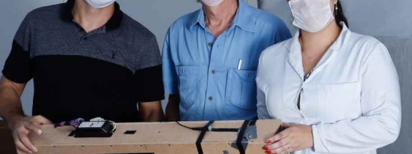 Pesquisadores da UFMG desenvolvem aparelho para neutralizar presença de vírus no ar