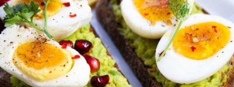 Conheça os benefícios e como consumir o ovo para ganhar massa muscular