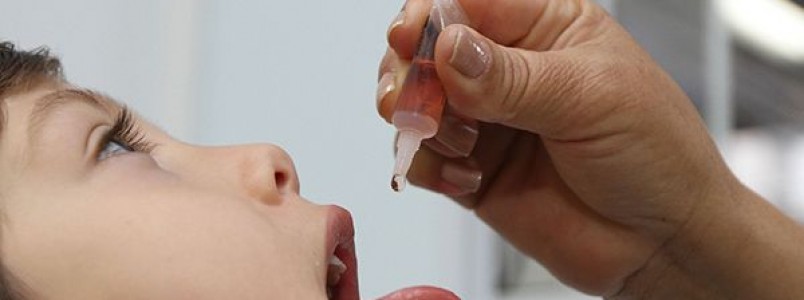 Secretaria reduz horário para vacinação de pólio