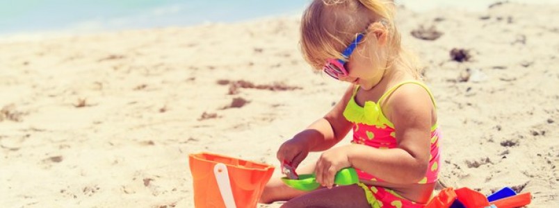 Saiba quais são os principais cuidados com as crianças na praia
