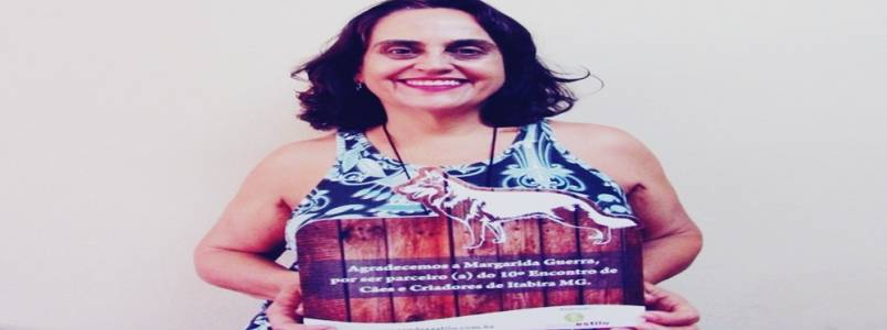 Dra Margarida Guerra recebe placa comemorativa