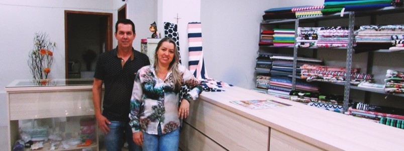 Glória e Lelé Fraga empresários da Meia de Seda, em João Monlevade, MG