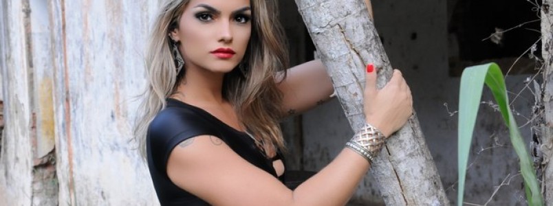 Kelly Key está grávida do terceiro filho 