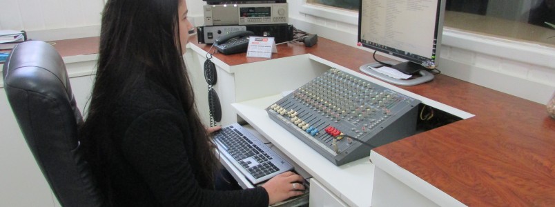 Rádio Caraça: Sintonize curta esta som