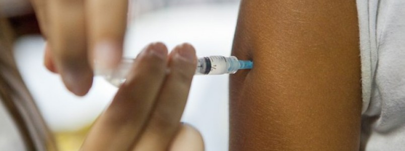 Por que devemos vacinar meninos e meninas contra o HPV?