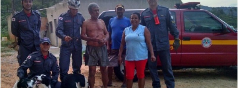 Cães do Corpo de Bombeiros salvam idoso em mata de Ribeirão das Neves