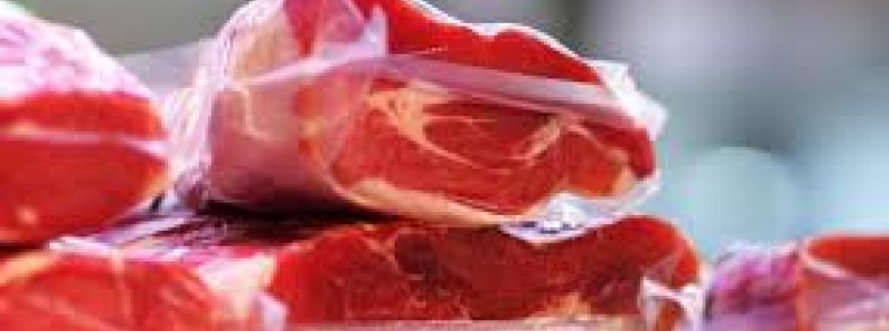 Consumidor deve ficar atento ao aspecto da carne, dizem especialistas