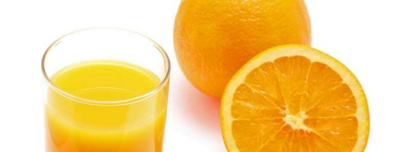 Por que o suco de laranja congelado ou pasteurizado é mais saudável