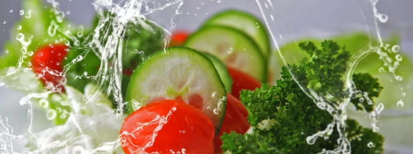 Mais alimentos naturais, menos retenção de líquido