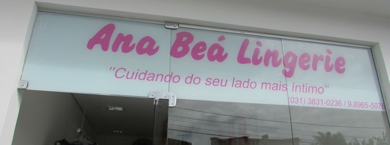 Ana Be Lingerie desfilar suas roupas no Itabira Fashion Party