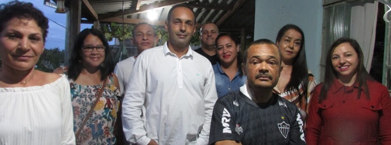 Emocionante: Ouvinte de rádio, que está passando por uma fase difícil  de saúde, recebe homenagem de outros ouvintes e de locutor