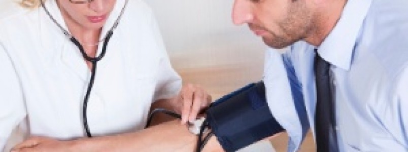 Estudo sugere que vale a pena medir a pressão arterial nos dois braços