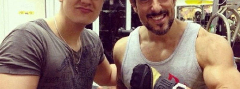 Luan Santana e Marcos Mion malhando juntos
