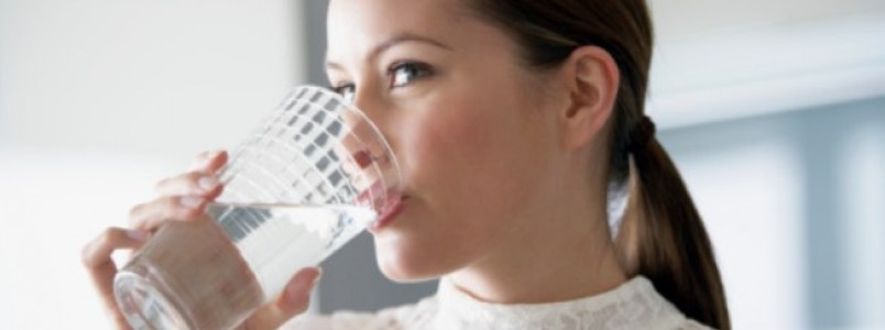 Molhe a boca: a saliva protege contra doenças e facilita a alimentação