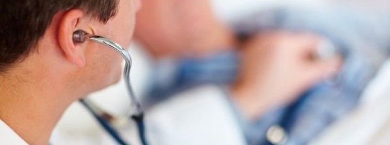 Pacientes do SUS têm 3 vezes menos médicos do que clientes de planos de saúde