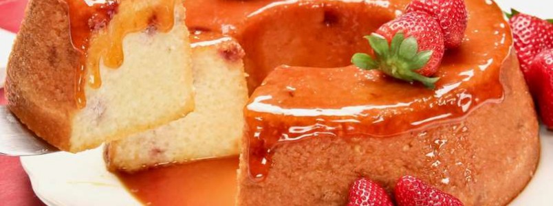 Pudim de tapioca com morango